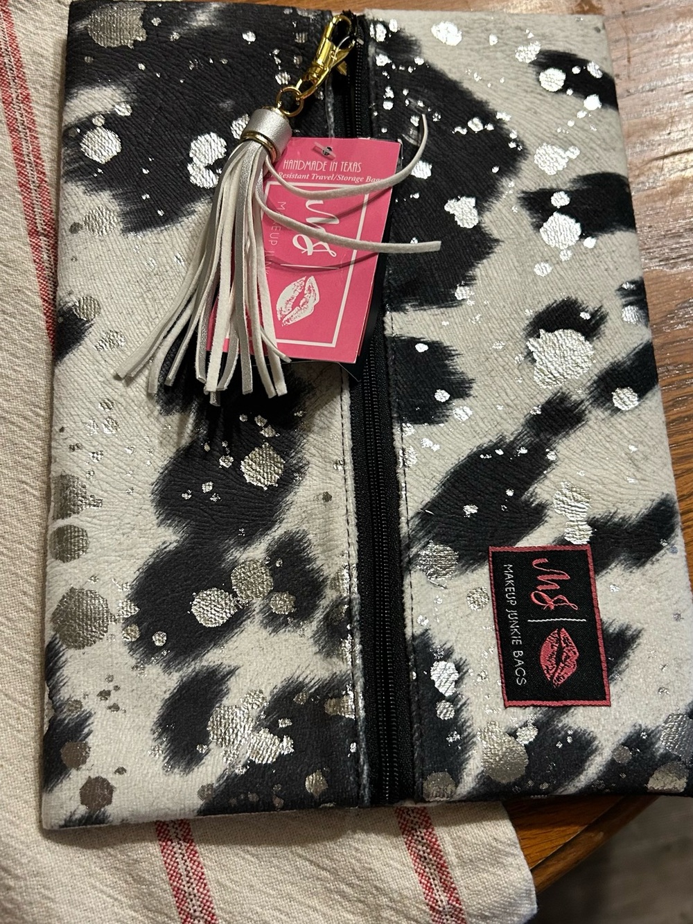 Leopard-Print Cosmetic Pouch in Black & Cream